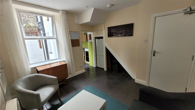 Hill Street, Bangor, Gwynedd, LL57 - Photo 1