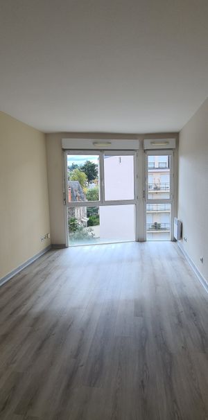 Location Appartement 2 pièces 35m² BRIVE LA GAILLARDE 19100 - Photo 1