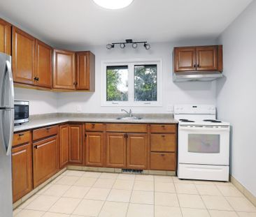 For Lease - 874 Rex Avenue Unit# 1, McKellar Heights - Glabar Park ... - Photo 4