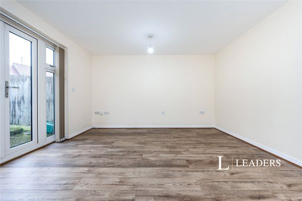 house to rent Guyana Lane, Newton Leys, Bletchley, Milton Keynes, MK3 - Photo 1