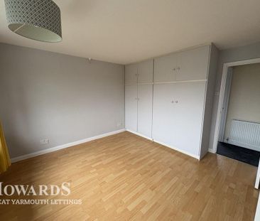 4 bedroom detached house to rent - Photo 5