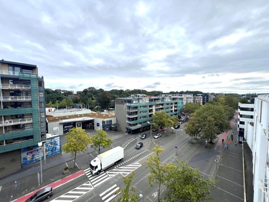 Ruim appartement met 2 slaapkamers in hartje Genk - Photo 1