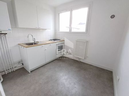 À LOUER T2 avec balcon, cave et parking - Résidence sécurisée - Photo 3