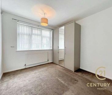 North Hyde Lane, TW5 - Photo 4