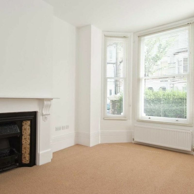 Sangora Road, SW11, London - Photo 1