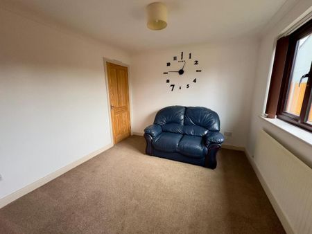 3 bedroom bungalow to rent - Photo 2