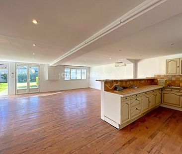 Location Maison 7 pièces 187m² - Photo 2