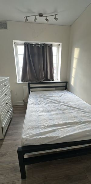 Room in a Shared House, Kennyland Court, NW4 - Photo 1