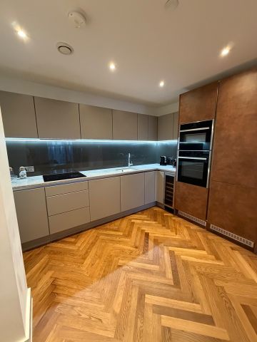 2 Bed Penthouse, Manchester, M15 - Photo 3