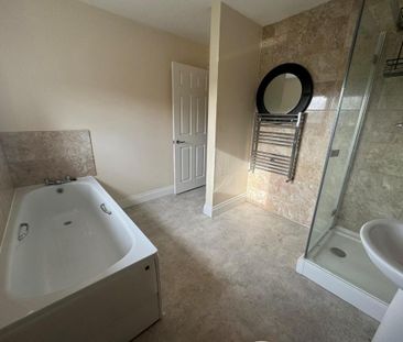 3 bedroom semi-detached house to rent - Photo 1