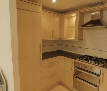 2 bedroom flat to rent - Photo 6
