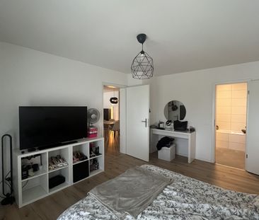 3.5 Zimmer, 93 m², 2. Stock - Foto 4