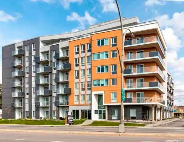 Vita Phase I | 2505 Boulevard Marcel-Laurin, Montreal - Photo 1