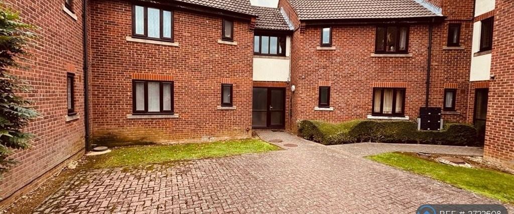 1 bedroom flat to rent - Photo 1