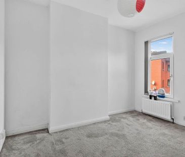 29 Dundela Crescent, Belfast, BT4 3BN - Photo 4