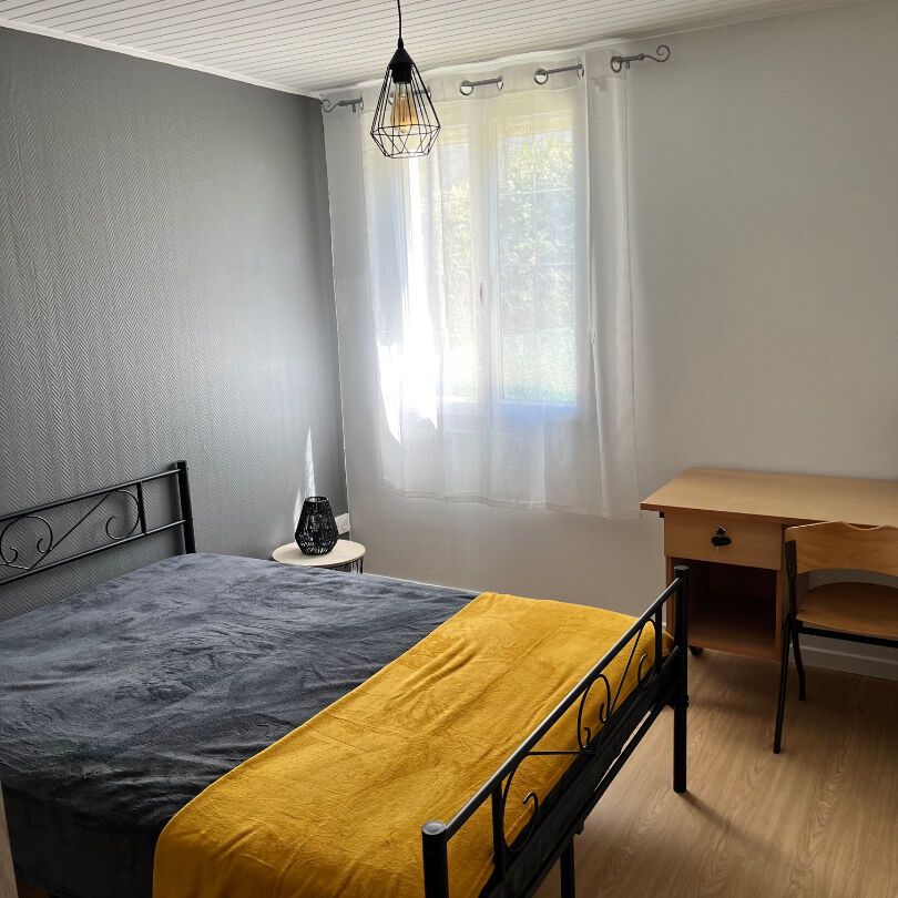 Location maison 7 pièces, 139.95m², La Roche-sur-Yon - Photo 1