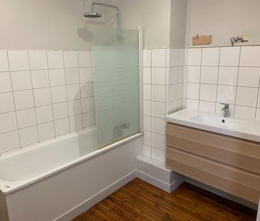 Location Appartement 2 pièces 42m² ROUEN 76000 - Photo 4