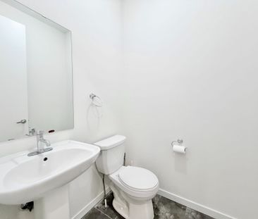 For Lease - 219 Elyse Court, Aurora, Ontario - Photo 1