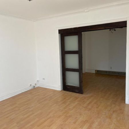 Grand 5 1/2 sur le plateau Mont Royal - Photo 3