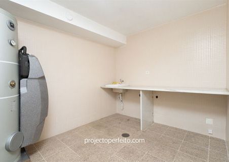 Moradia em Banda T3+1