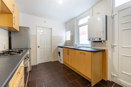 2 bed flat to rent in Thornleigh Road, Newcastle Upon Tyne, NE2 - Photo 5