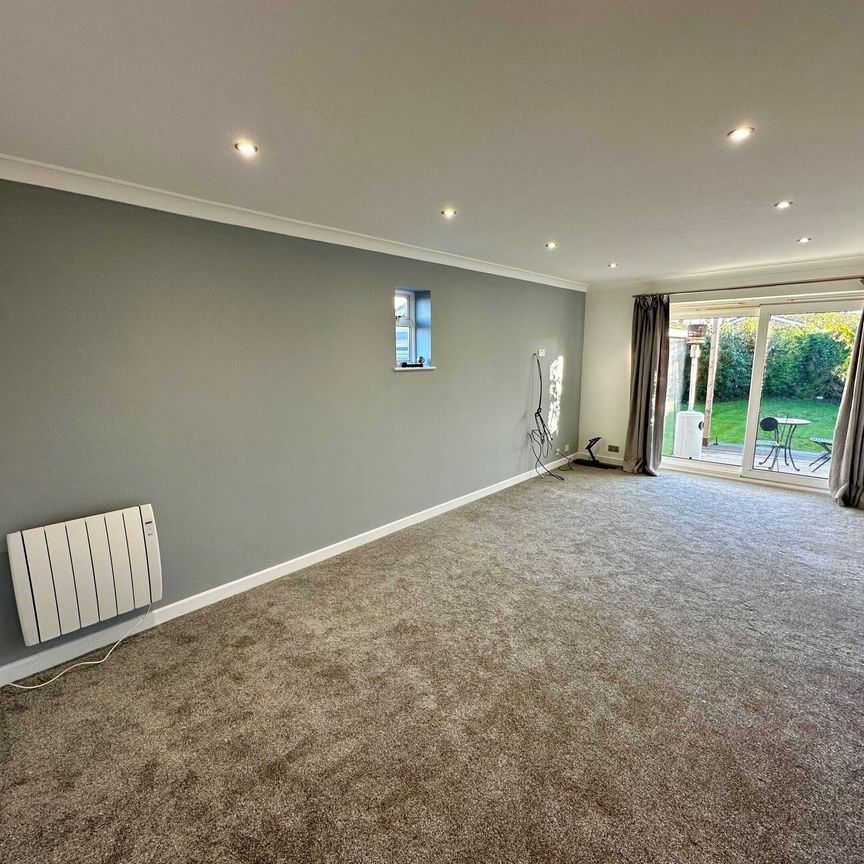 Curtis Drive, Thetford, Feltwell - Photo 1