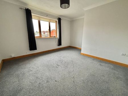 Queens Road, Nuneaton, CV11 - Photo 2