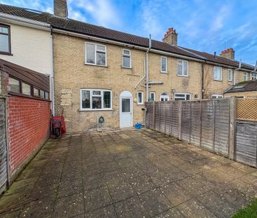 3 bedroom terraced house to rent - Photo 1