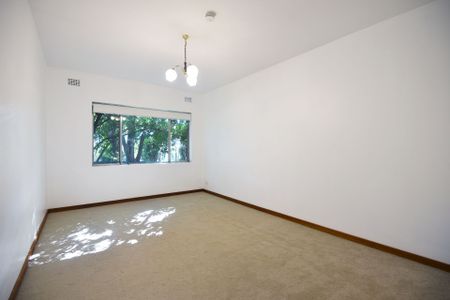Updated Ground Floor Apartment In Concord - Water included in the rent! - Photo 3