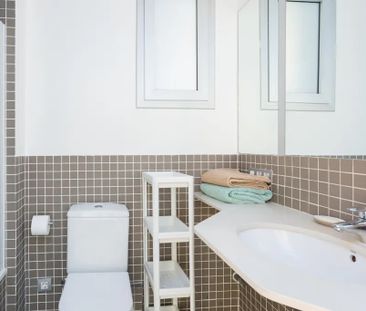 Carrer de Còrsega, Barcelona, Catalonia 08037 - Photo 5