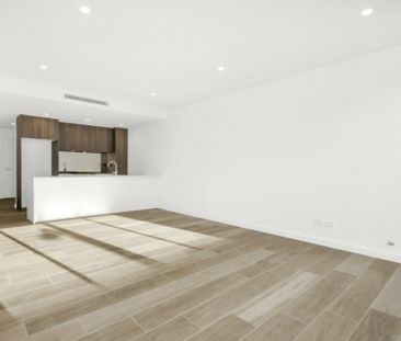 One bedroom + Study! - Photo 2