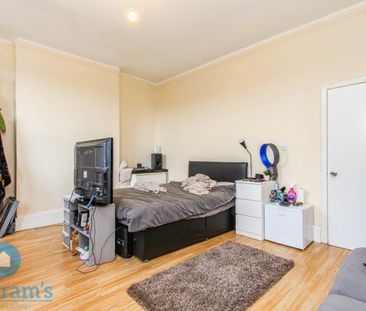 4 bed End Terraced House for Rent - Photo 4