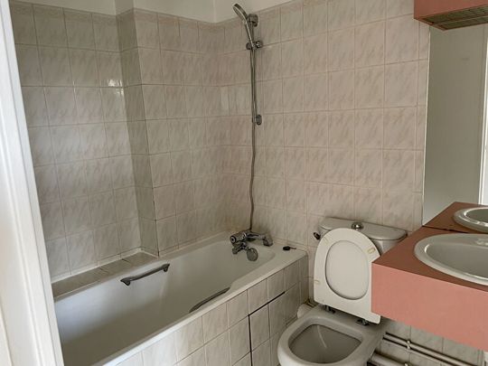Location Appartement 1 pièce 29m² - Photo 1