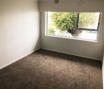 MOUNT ROSKILL, 3 BEDROOMS - Photo 6