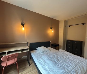 Location Appartement 4 pièces 80m² TROYES 10000 - Photo 4