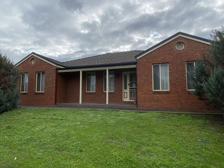 1 / 6 Beckham Street, SHEPPARTON VIC 3630 - Photo 5