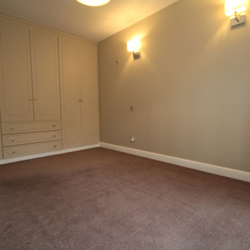 4 bedroom house to rent - Photo 1