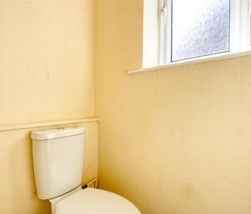 2 bedroom semi-detached house to rent - Photo 5