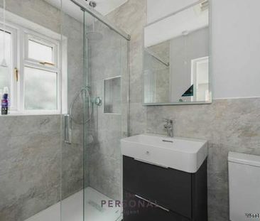 3 bedroom property to rent in Epsom - Photo 6