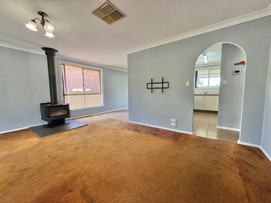 C21 Central West 02 6862 1265 - Photo 1