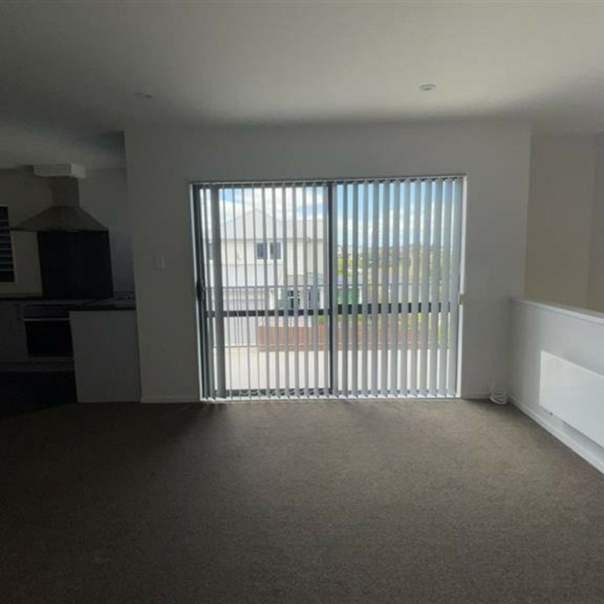 In the Hub of Takanini - Photo 1