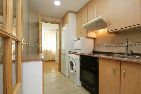 Calle Adelfas, Getafe, Community of Madrid 28903 - Photo 4