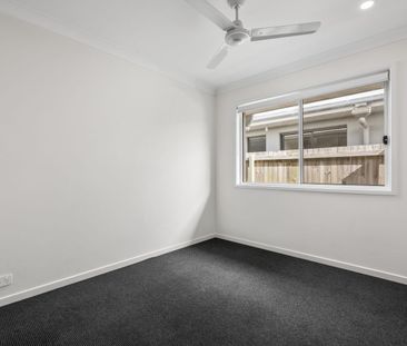 Spacious 4-Bedroom Family Home Opposite Parkland in Nirimba - Photo 6
