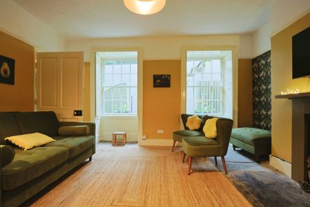 2 Bedroom Home – Medium Let - Photo 2