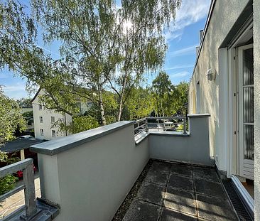 Zentral, hell & charmant: 2-Zimmer-Wohnung mit Balkon - Photo 1