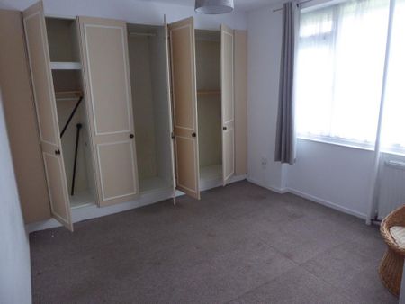 2 bedroom bungalow to rent - Photo 3