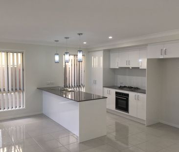 Stunning Four Bedroom Home With Loads Of Special Features - Photo 4