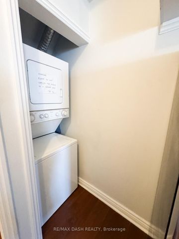 For Lease - 1529 Queen Street Unit# Main fl, Toronto, Ontario - Photo 3