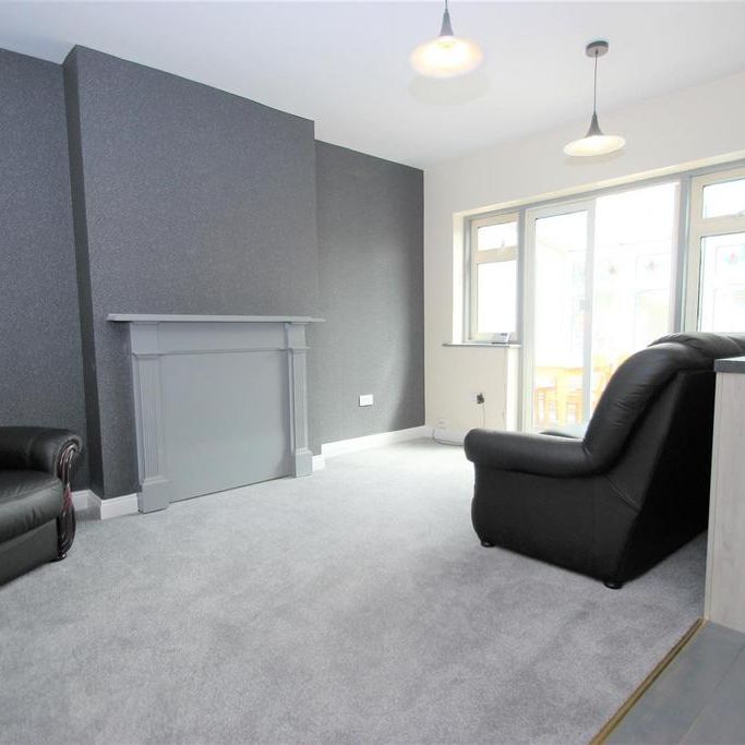 5 bedroom house to rent - Photo 1
