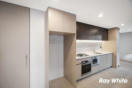 Ground Floor Living | Stylish 1 Bedroom + Study Apartment Just a Short Walk to Tallawong Metro! - Photo 2